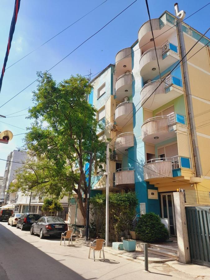 Seaside Deluxe Apartment Dıraç Dış mekan fotoğraf