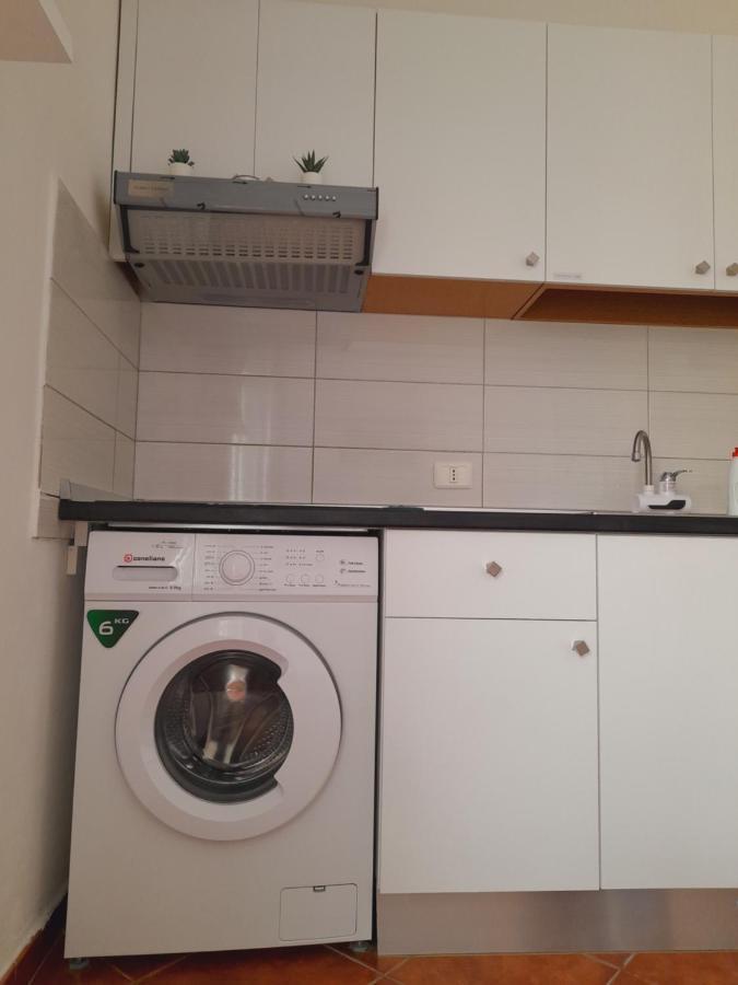 Seaside Deluxe Apartment Dıraç Dış mekan fotoğraf