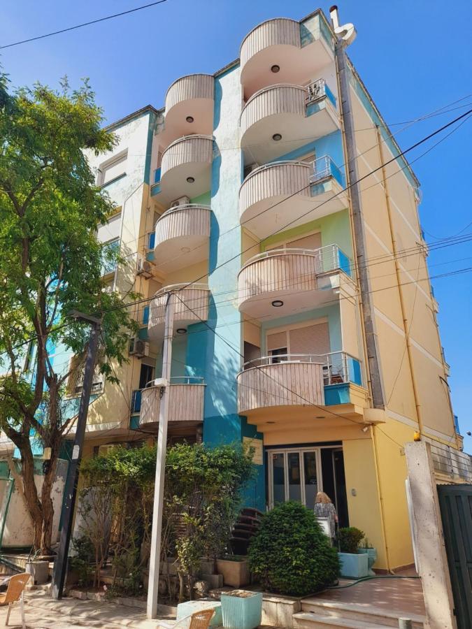 Seaside Deluxe Apartment Dıraç Dış mekan fotoğraf
