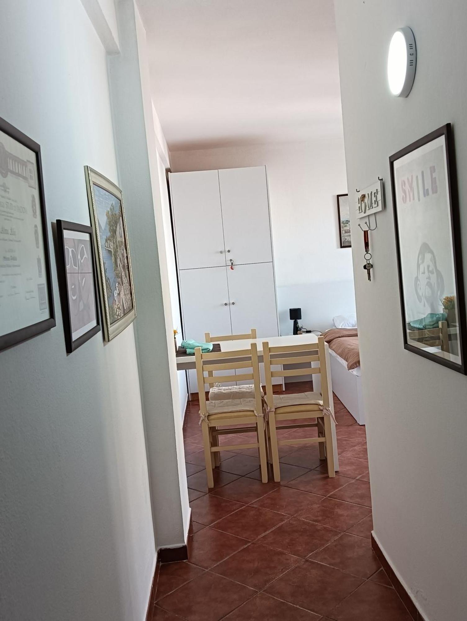 Seaside Deluxe Apartment Dıraç Dış mekan fotoğraf